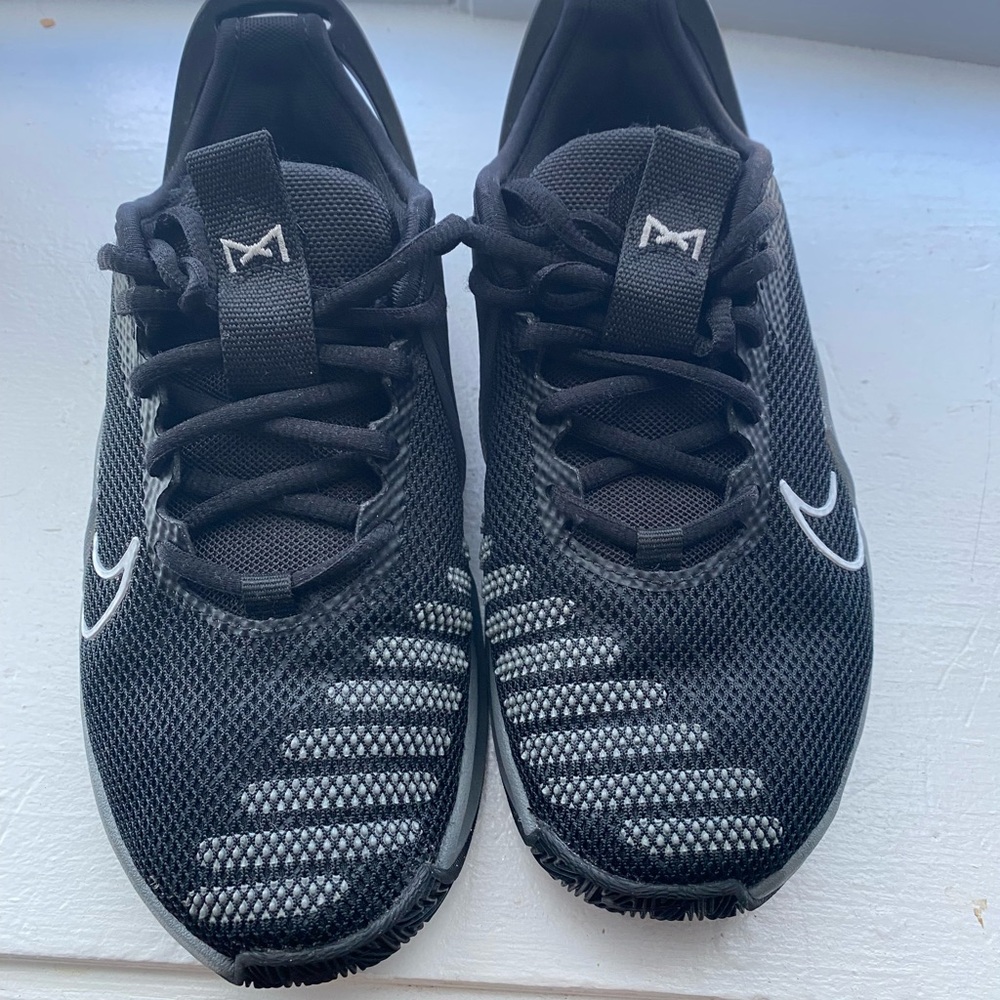 Women’s Nike Metcon 9 easy on